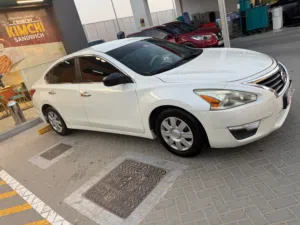 Nissan Altima 2013 GCC in very good condition my personal use