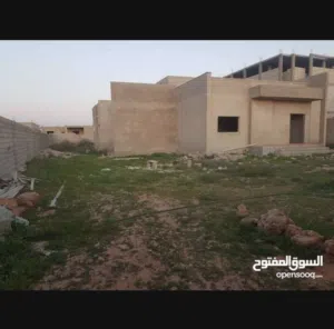 فيلا للبيع في الهواري شارع الوادي قريبة من مدرسة الريادة الدولية