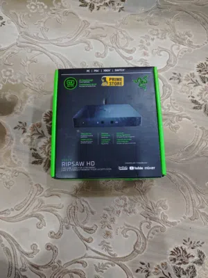 سلام عليكم هذه جهاز مال بثوث يشتغل مع هذه المنصات PC/PS4/5.XBOX SWITCH من شركة RAZER شوف الوصف ..