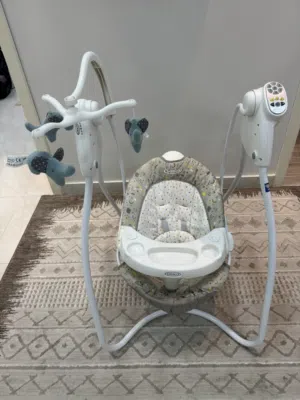 للبيع مرجيحة كهرباء baby swing