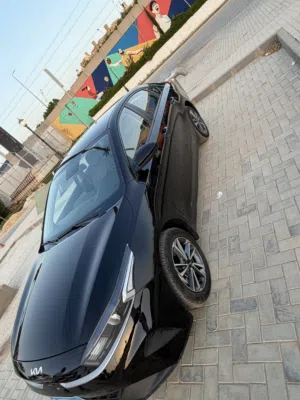 Used Kia Cerato in Giza
