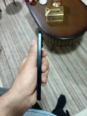 Apple iPhone 15 128 GB in Amman