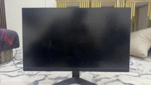 24" LG monitors for sale in Al Ain