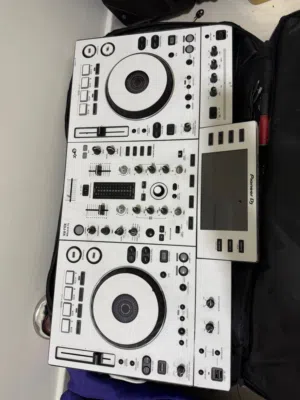 Pioneer xdj xz