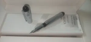 قلم أصلي من شركة نيناريتشي بأقل من سعر الوكيل