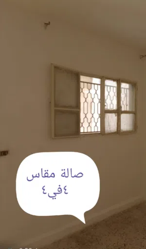 80 m2 2 Bedrooms Apartments for Sale in Zarqa Al Autostrad