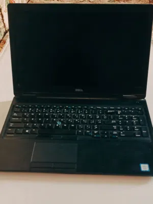 لابتوب ديل + ملحقات  المعالج  core i7 th7 كرت شاشة 2G عشوائية 12G التخزين 512G ماوس fashion wired
