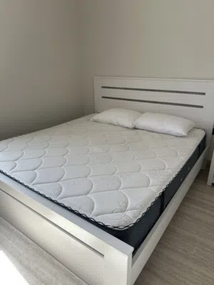 Mattress + Bed Frame Set  180x200 (King Size)  Good Condition