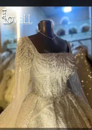 فستان زفاف للبيع