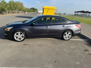 Used Nissan Altima in Al Batinah