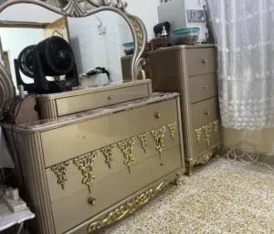 غرفه نوم نظيفه للبيع