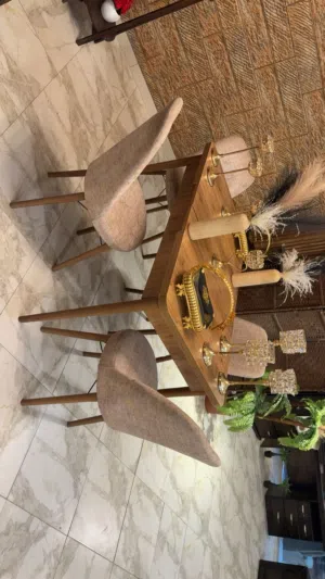 طاولة سفره اربع مقاعد