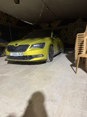 سيارة سوبير أربعة في أربعة للبيع