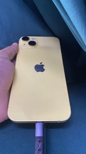 ايفون 14 بلس