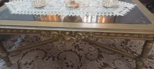 طاولة وسطية
