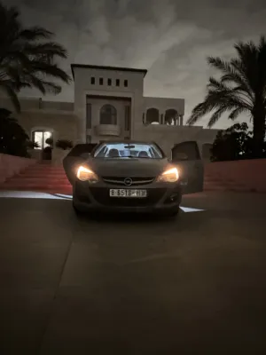 اوبل استرا 2012 الأحلى بخواتها