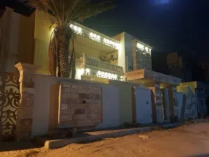 232  فيللا للبيع شارع الخروب 3 ادوار  مسقوف 780 متر FARES