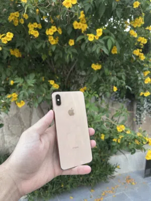 ايفون XS Max 256g للبيع