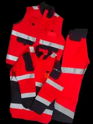 ملابس للصيانة و العمل جديدة