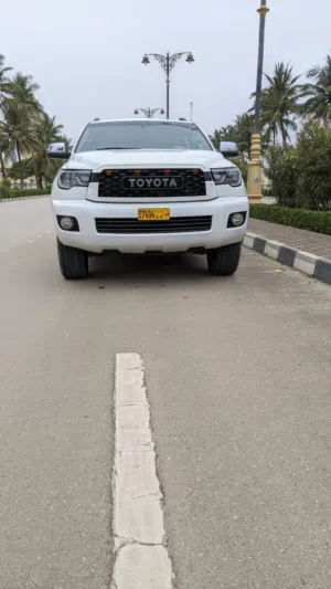 2012 toyota sequoia limited khaleeji model 270 thousand km