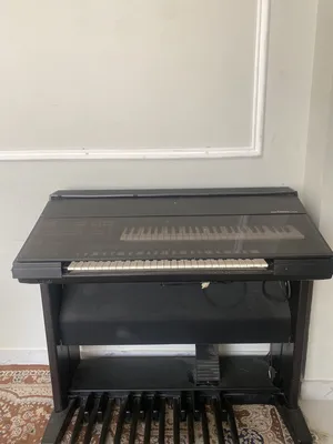 بيانو للبيع HS-5 YAMAHA