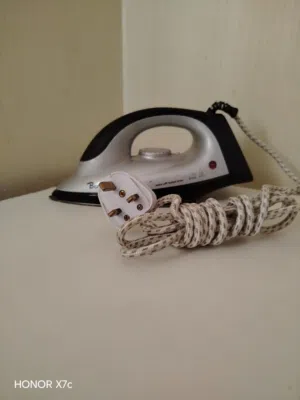 مكواه ملابس ممتازه