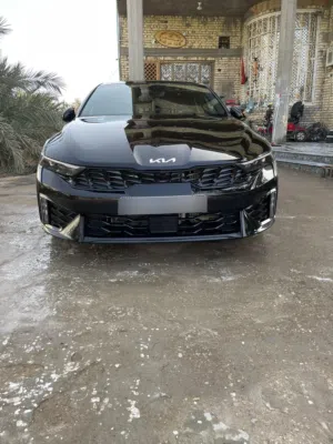 Used Kia K5 in Basra