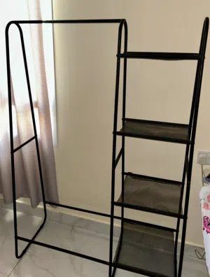 Cloth stand