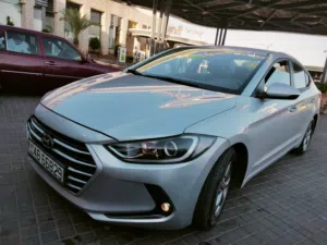 Used Hyundai Avante in Amman