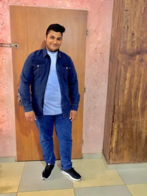 نسيم عادل ابو حديد