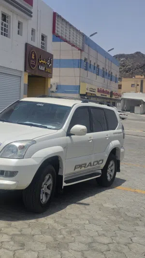 برادو 2009 VX رقم 2 بدون فتحه سقف نظيفه بدون حوادث