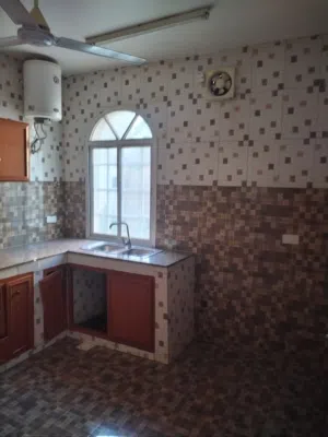 azaiba near new mart Room with attached bathroom Sharing Kitchen بالعذيبة غرفة بحمام مع مطبخ مشترك