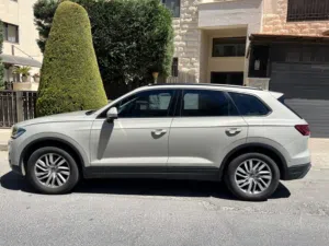 Used Volkswagen Touareg in Amman