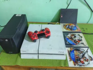 بلي4 فات مستعمل مع يوبي اس واقراص مافية