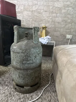 جرتين غاز فاضيات بسعر مناسب