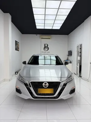 Nissan . Altima . 2021 . Used2