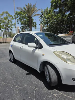 Toyota yaris hatch back 2008 (1.3 )