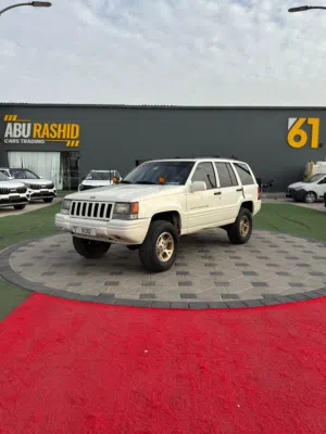 جيب شيروكي 1998