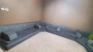 مجلس مستعمل نضيف
