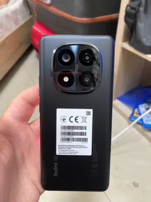 redmi note 14 pro pls 512g حاله نظيفه جدا وممتاز وجيد للالعابمع شاحن الاصلي 120w اليوميه120hz
