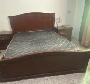 غرفة نوم خشب الزان100