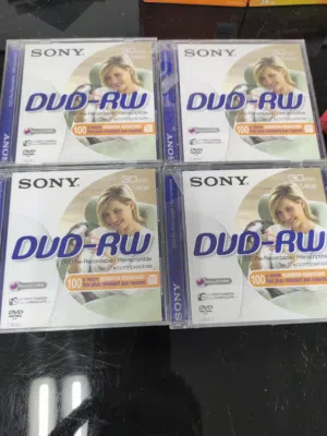 اقراص DVD صغيرة