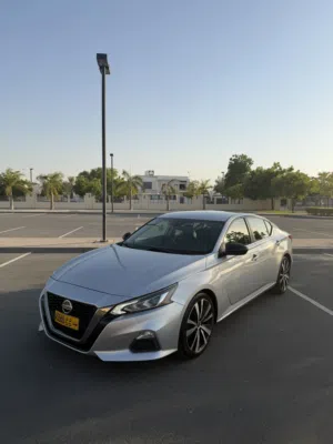 Used Nissan Altima in Muscat