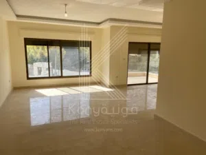 شقة مميزة للبيع في عمان- الدوار الرابع - طابق ثاني