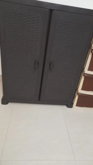 خزانة بلاستيك من شركة توب