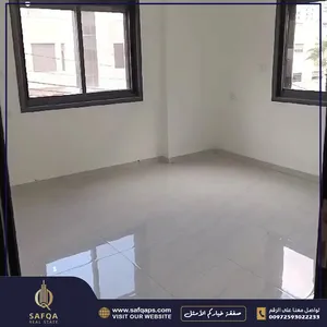 165 m2 3 Bedrooms Apartments for Sale in Ramallah and Al-Bireh Ein Munjid