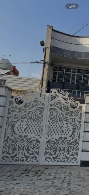 باب شارع. للبيع. ثقيل شغل درجه اولى