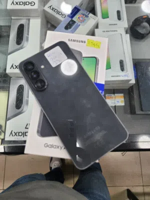 Samsung A56 5G 256 بحالة ممتازة
