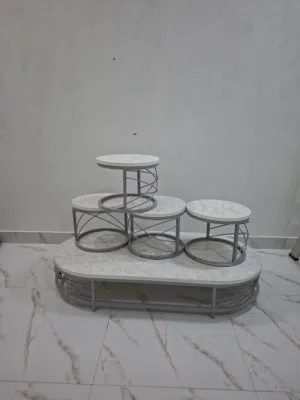 للبيع طاولات ضيافة