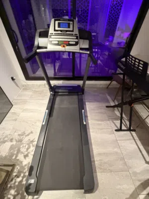 Proform folding treadmill for sale. جهاز مشي للبيع